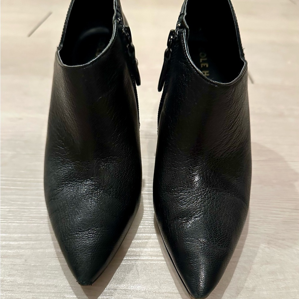 Cole Haan Black Leather Ankle Booties Size 5